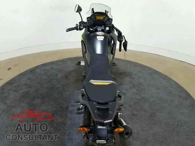 HONDA CB CYCLE 2015 - MLHPC4669F5200389