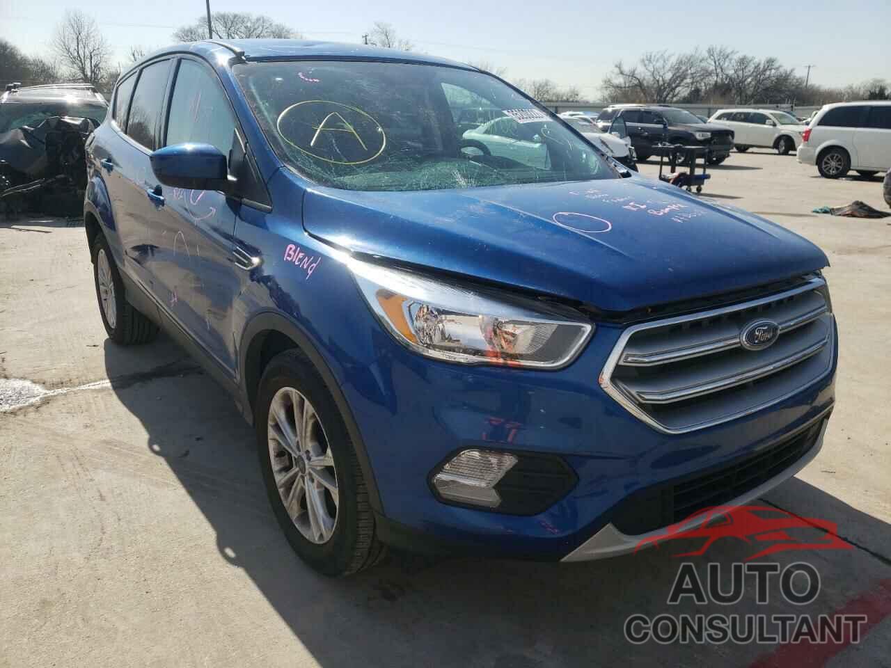 FORD ESCAPE 2017 - 1FMCU0GD9HUC76431