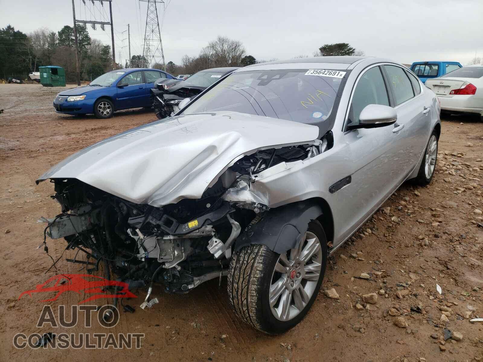 JAGUAR XF 2017 - SAJBD4BV4HCY27170