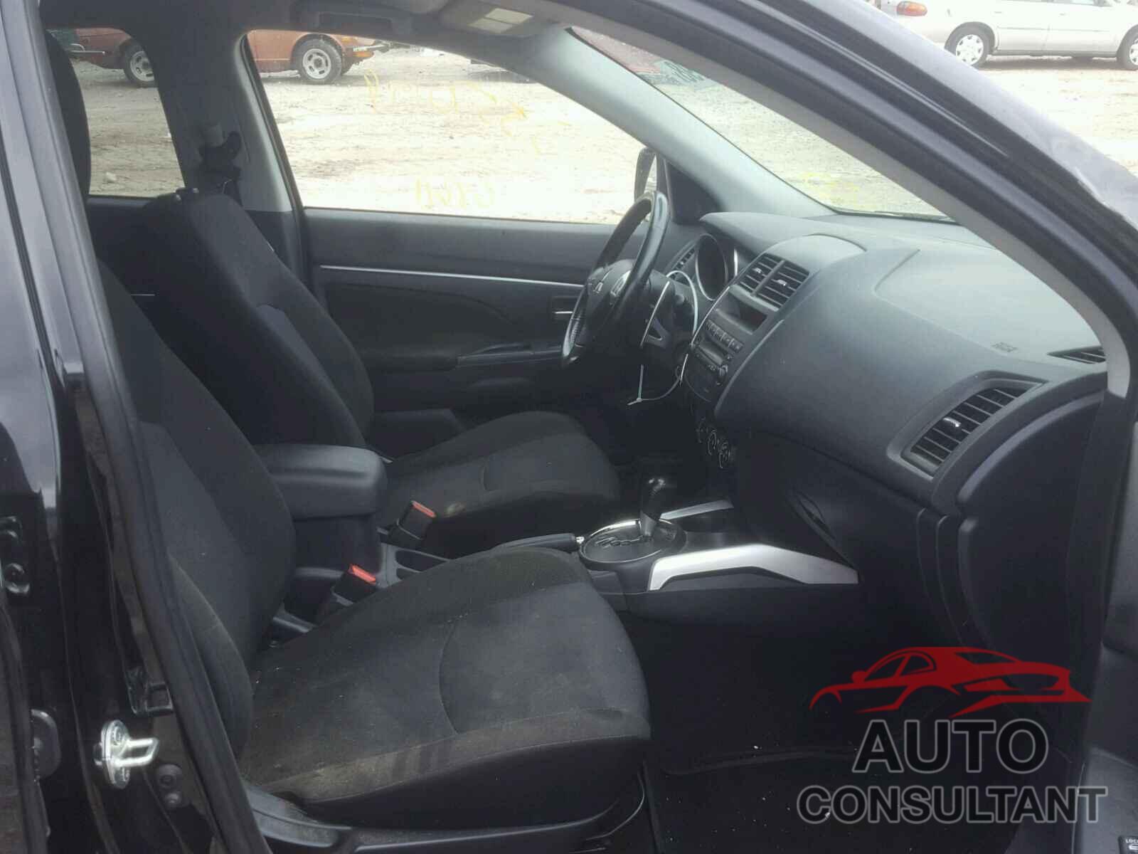 MITSUBISHI OUTLANDER 2011 - JA4AP3AU8BZ021867