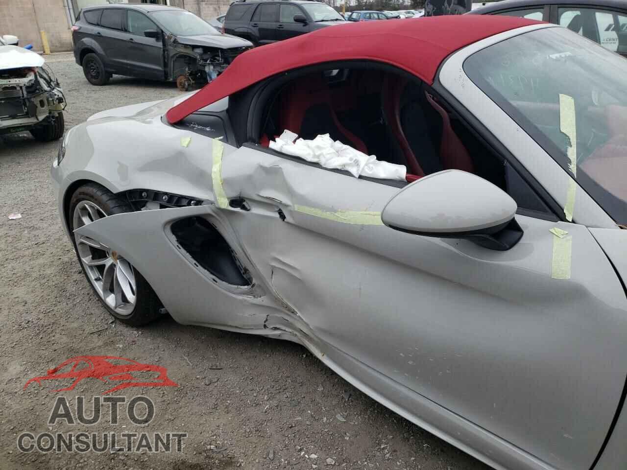PORSCHE BOXSTER 2021 - WP0CC2A84MS240215