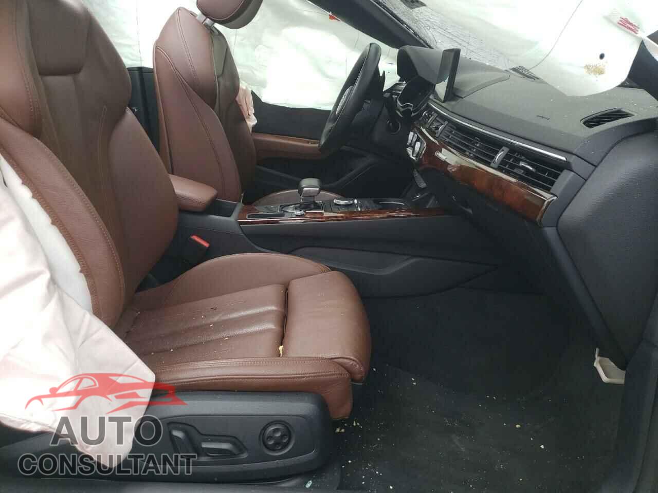 AUDI A5 2018 - WAUSNAF57JA067545