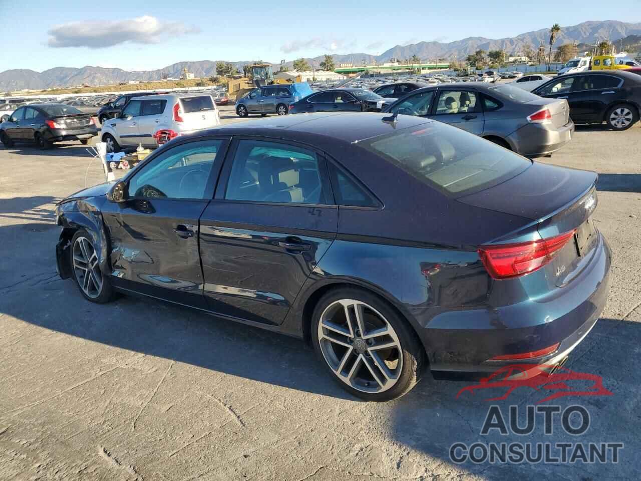 AUDI A3 2018 - WAUAUGFF2J1090080