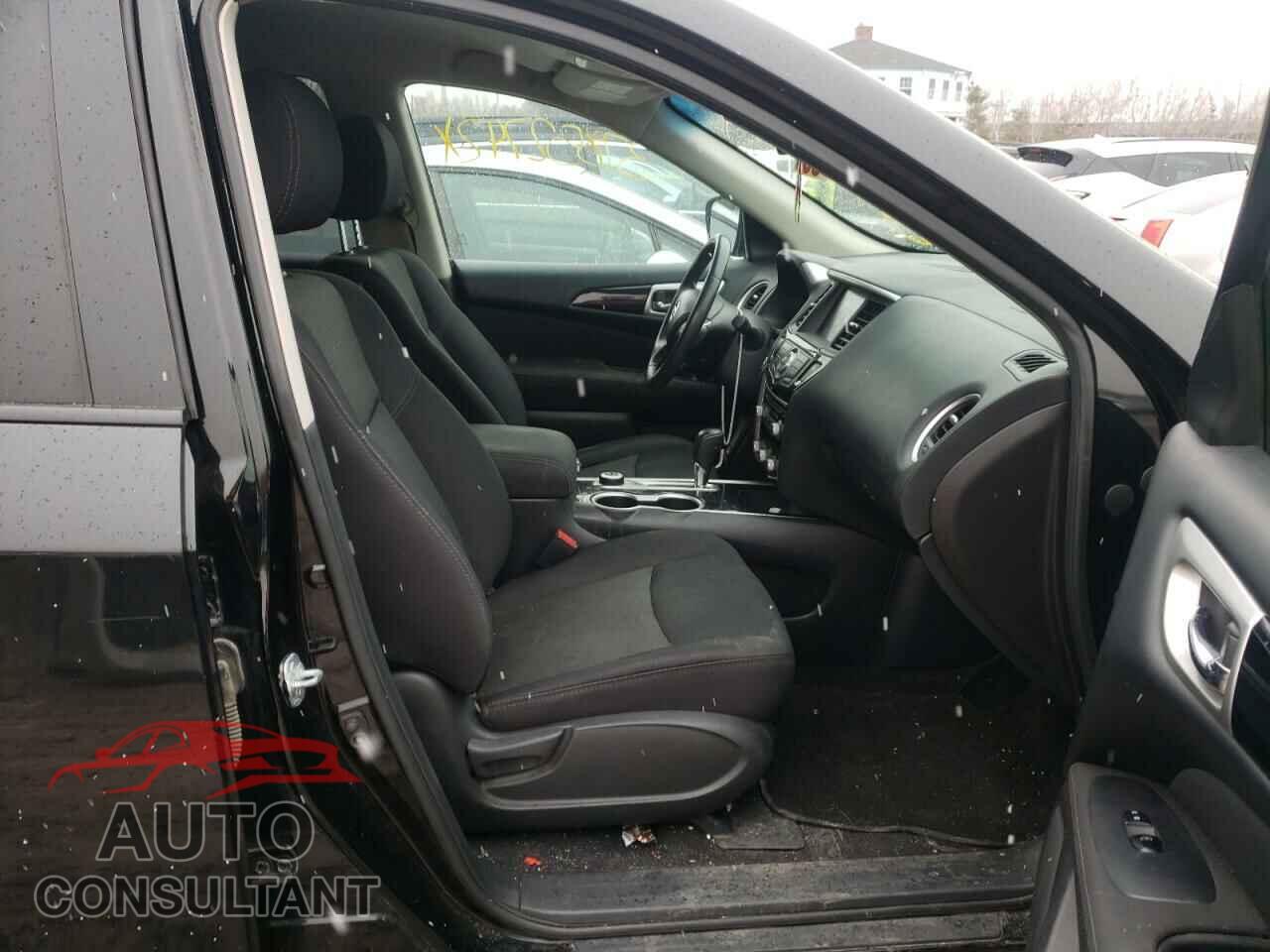 NISSAN PATHFINDER 2017 - 5N1DR2MM9HC648538
