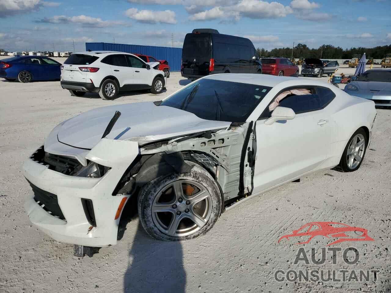 CHEVROLET CAMARO 2018 - 1G1FB1RX2J0115669