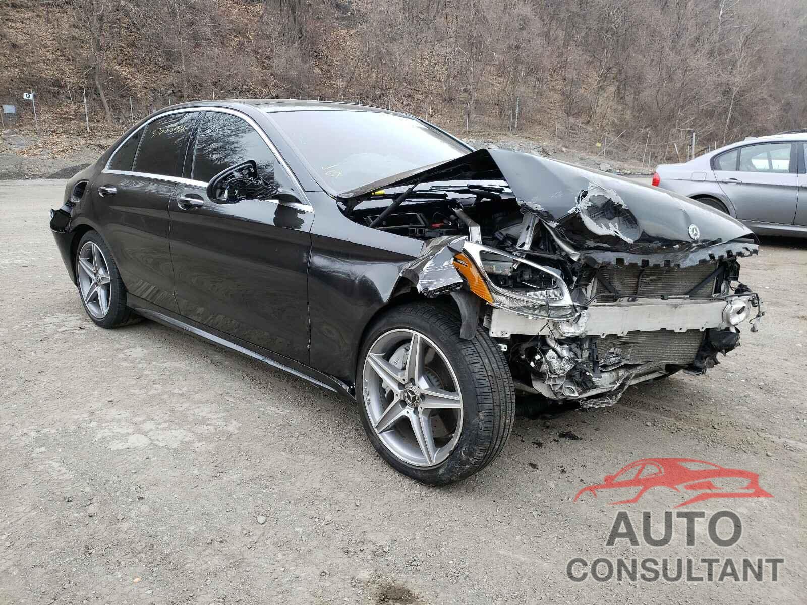 MERCEDES-BENZ C-CLASS 2018 - 55SWF4KB4JU237123