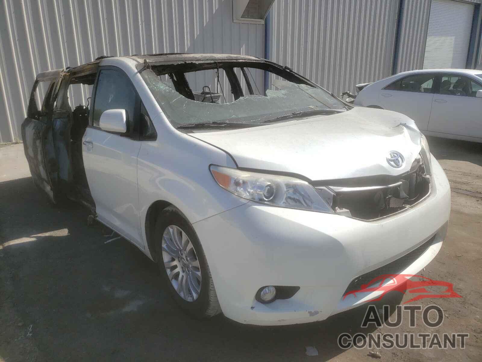 TOYOTA SIENNA 2016 - 5TDYK3DC8GS694818