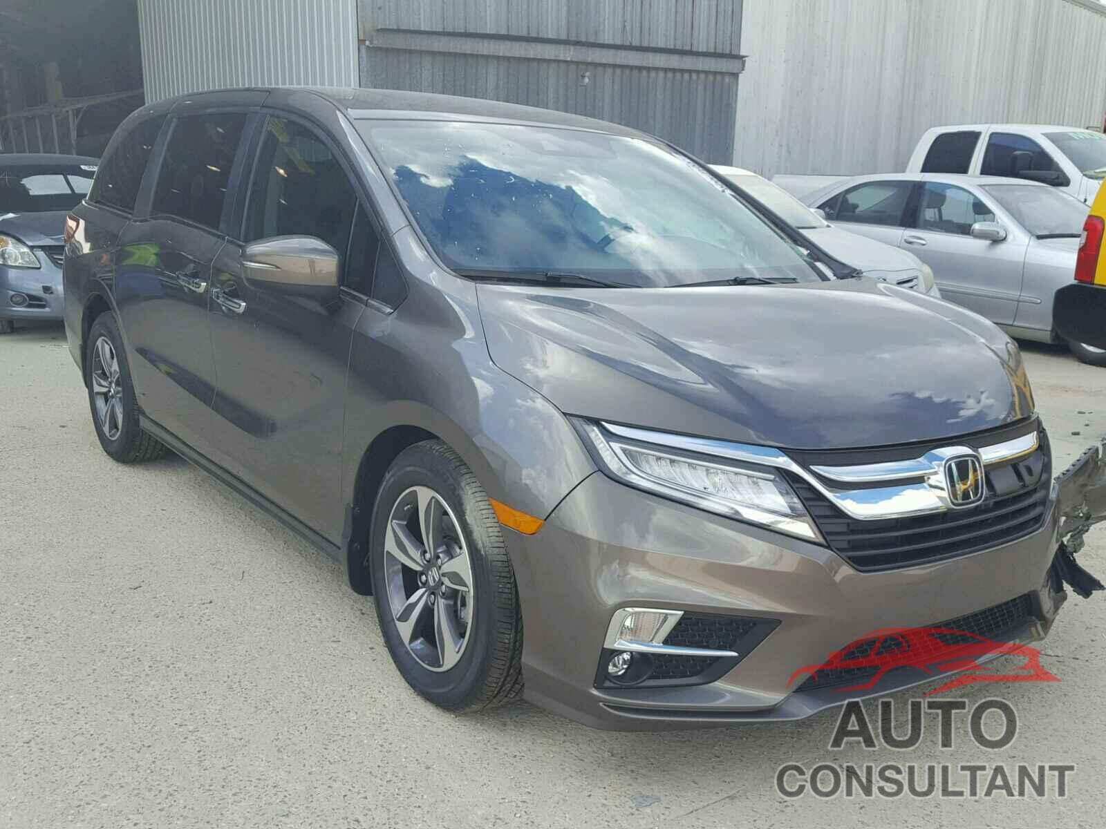 HONDA ODYSSEY 2018 - 5FNRL6H84JB025627