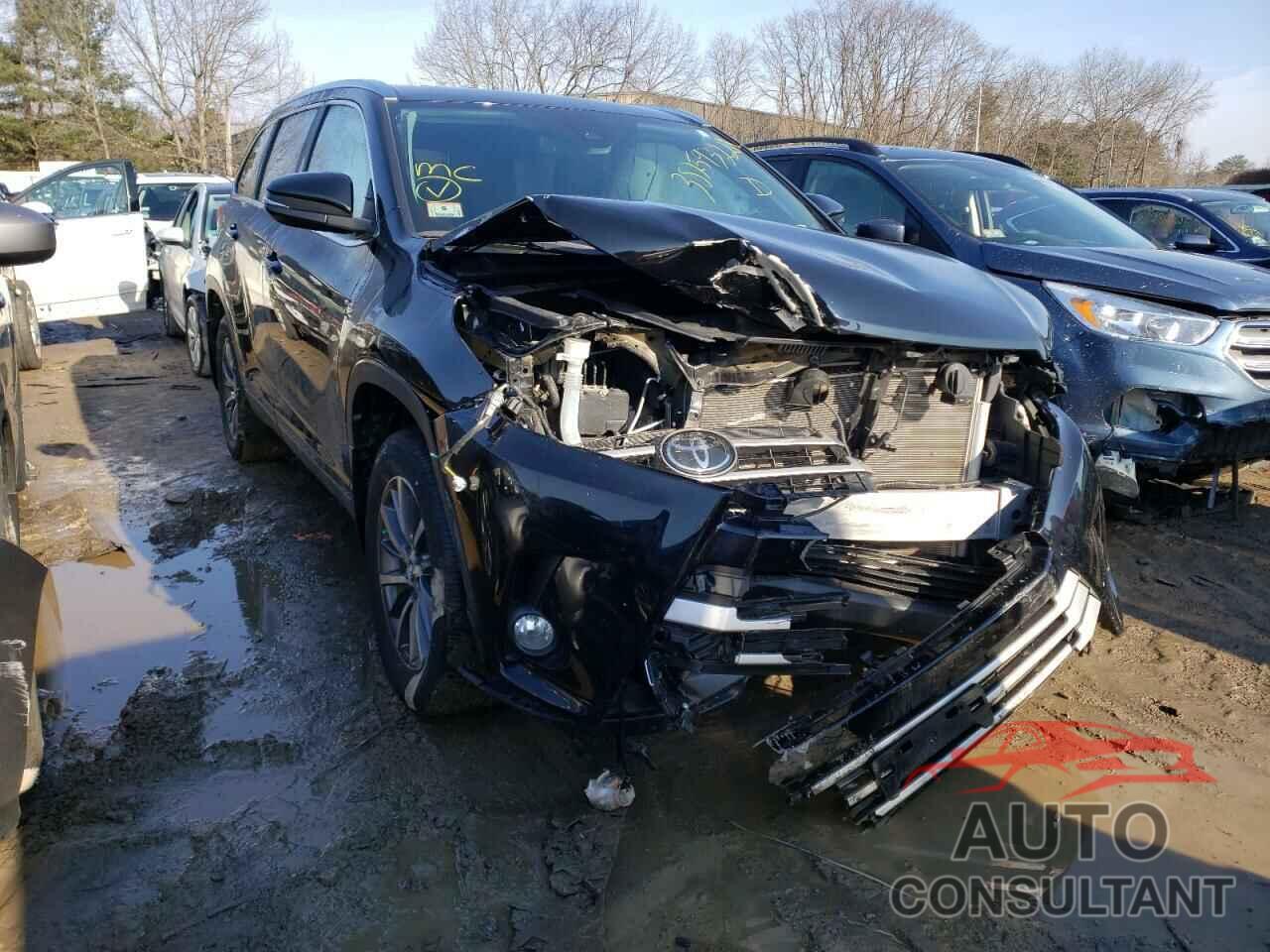 TOYOTA HIGHLANDER 2019 - 5TDJZRFH5KS588649
