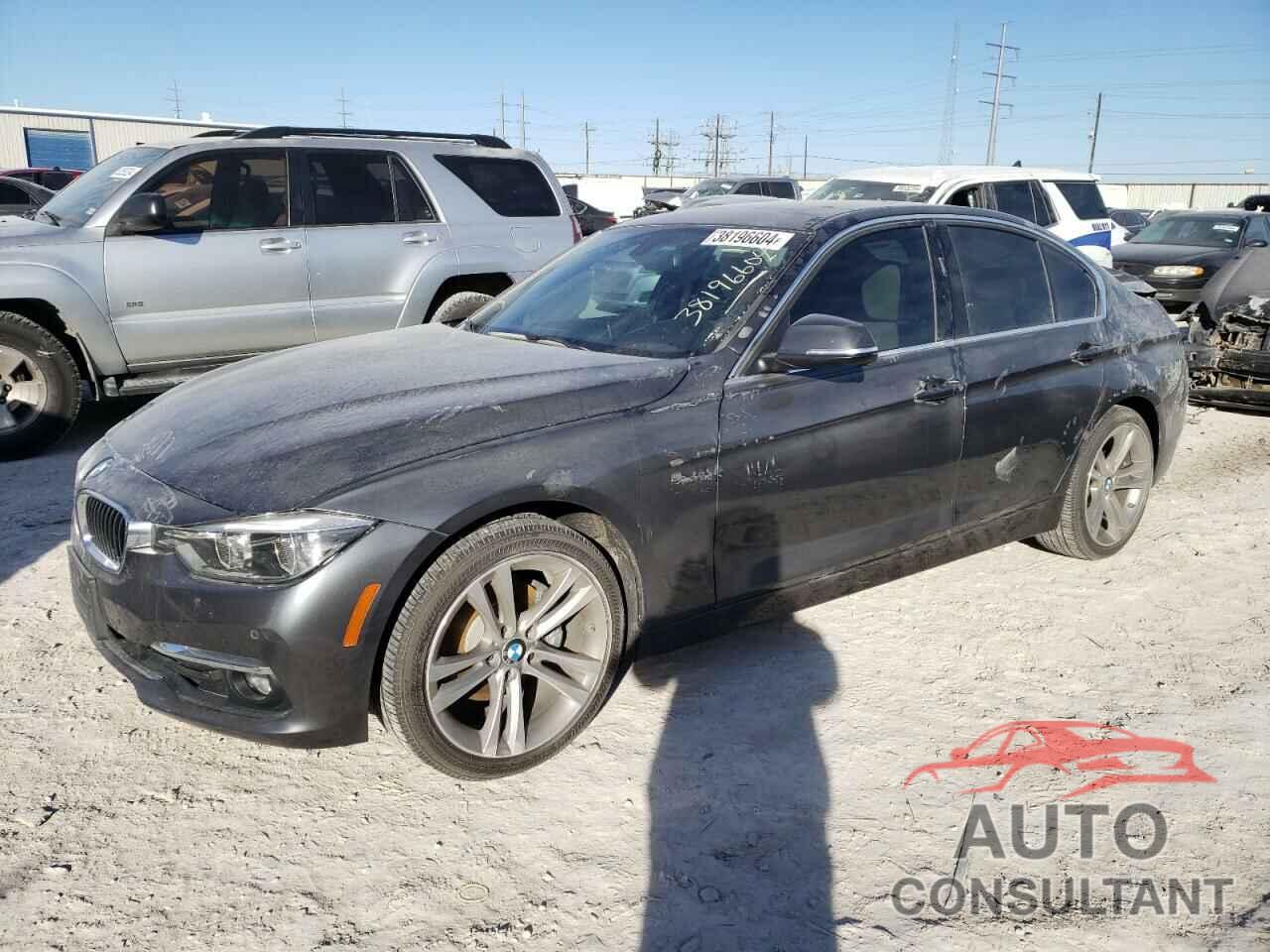 BMW 3 SERIES 2018 - WBA8B9C51JAE21892