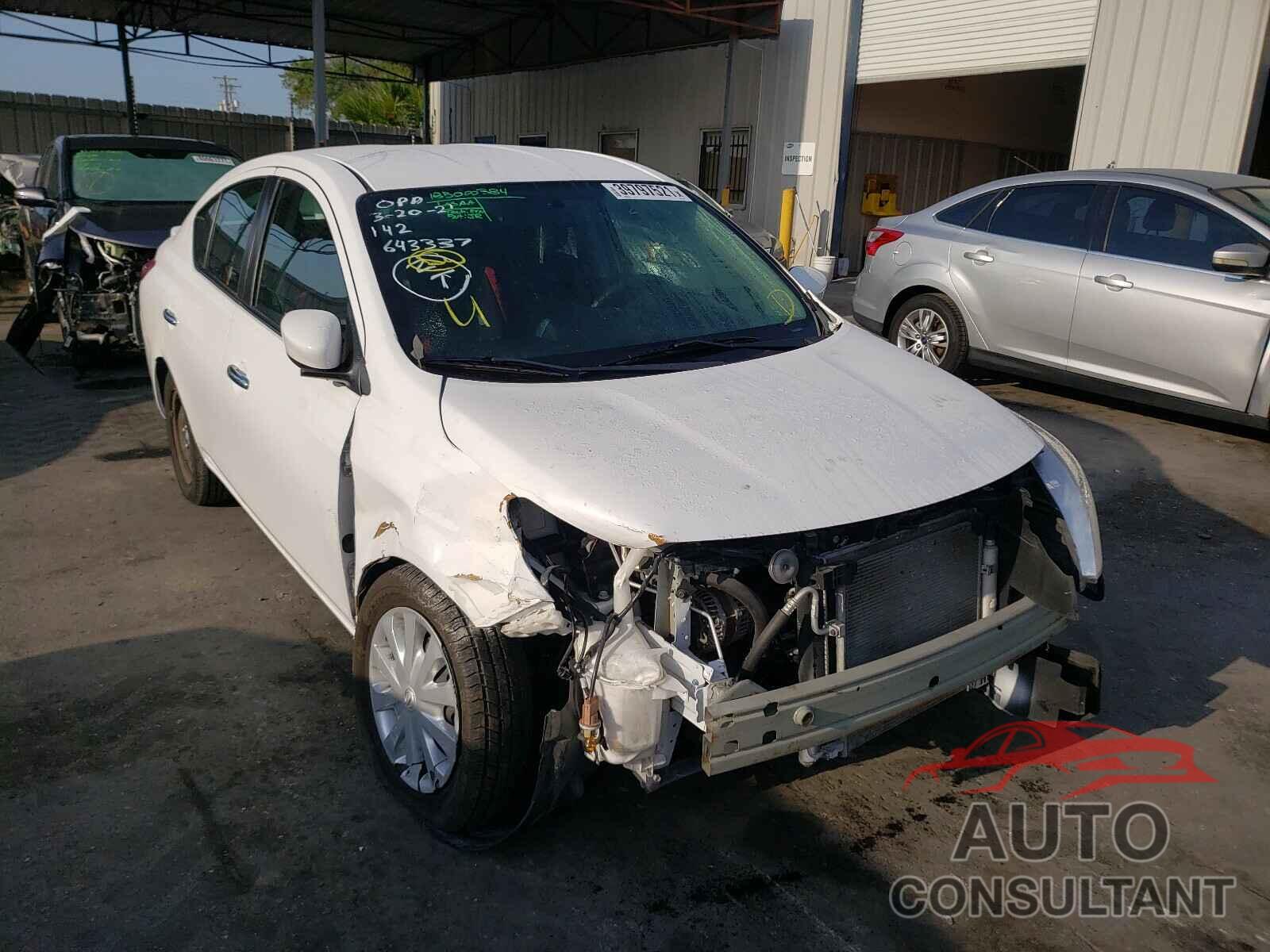 NISSAN VERSA 2018 - 3N1CN7AP0JL837034