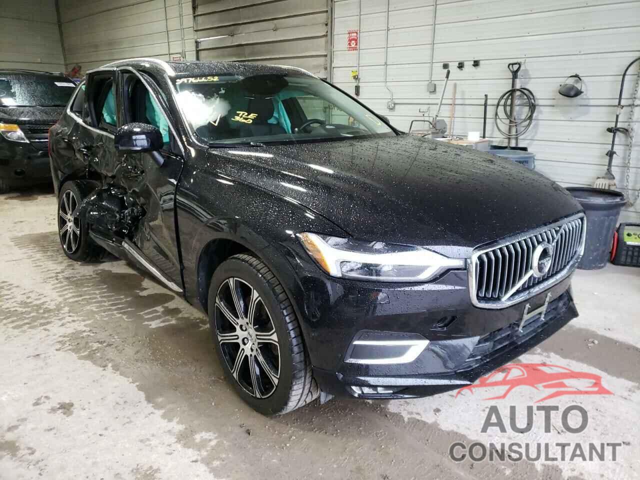 VOLVO XC60 2018 - YV4A22RL4J1076787