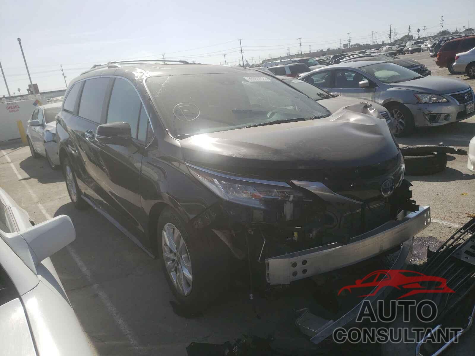 TOYOTA SIENNA 2021 - 5TDZRKEC0MS008064