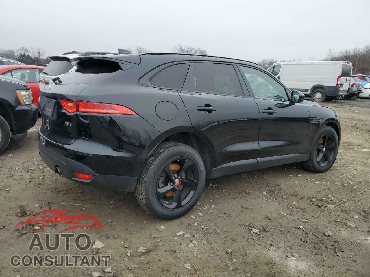 JAGUAR F-PACE 2018 - SADCJ2GXXJA321925
