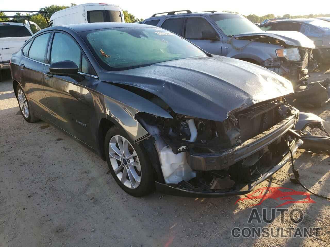 FORD FUSION 2019 - 3FA6P0LU7KR261798