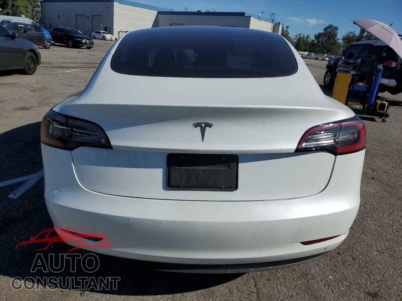 TESLA MODEL 3 2021 - 5YJ3E1EA9MF088284