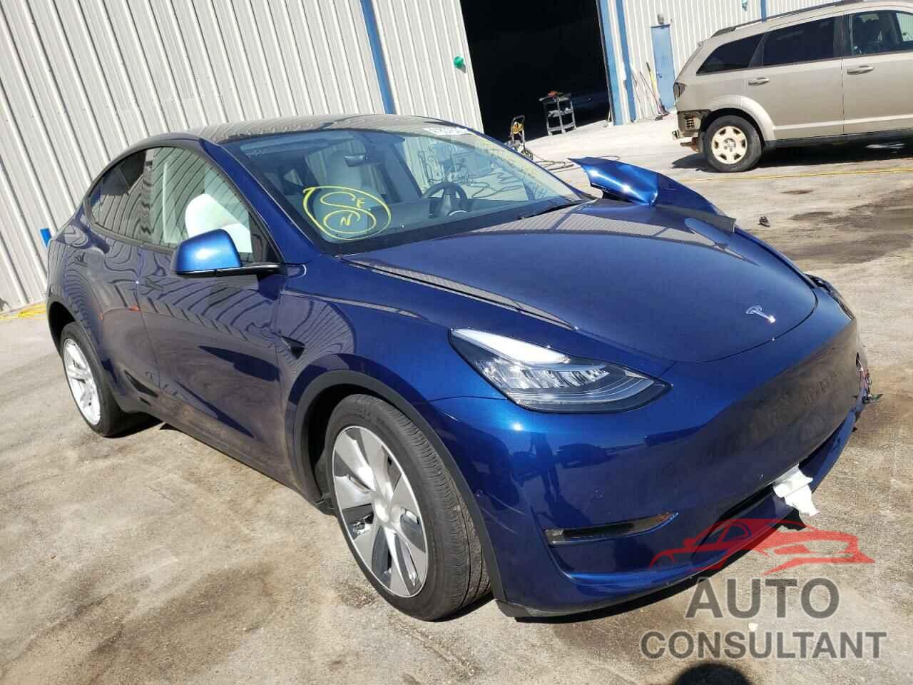 TESLA MODEL Y 2021 - 5YJYGDEE6MF263613