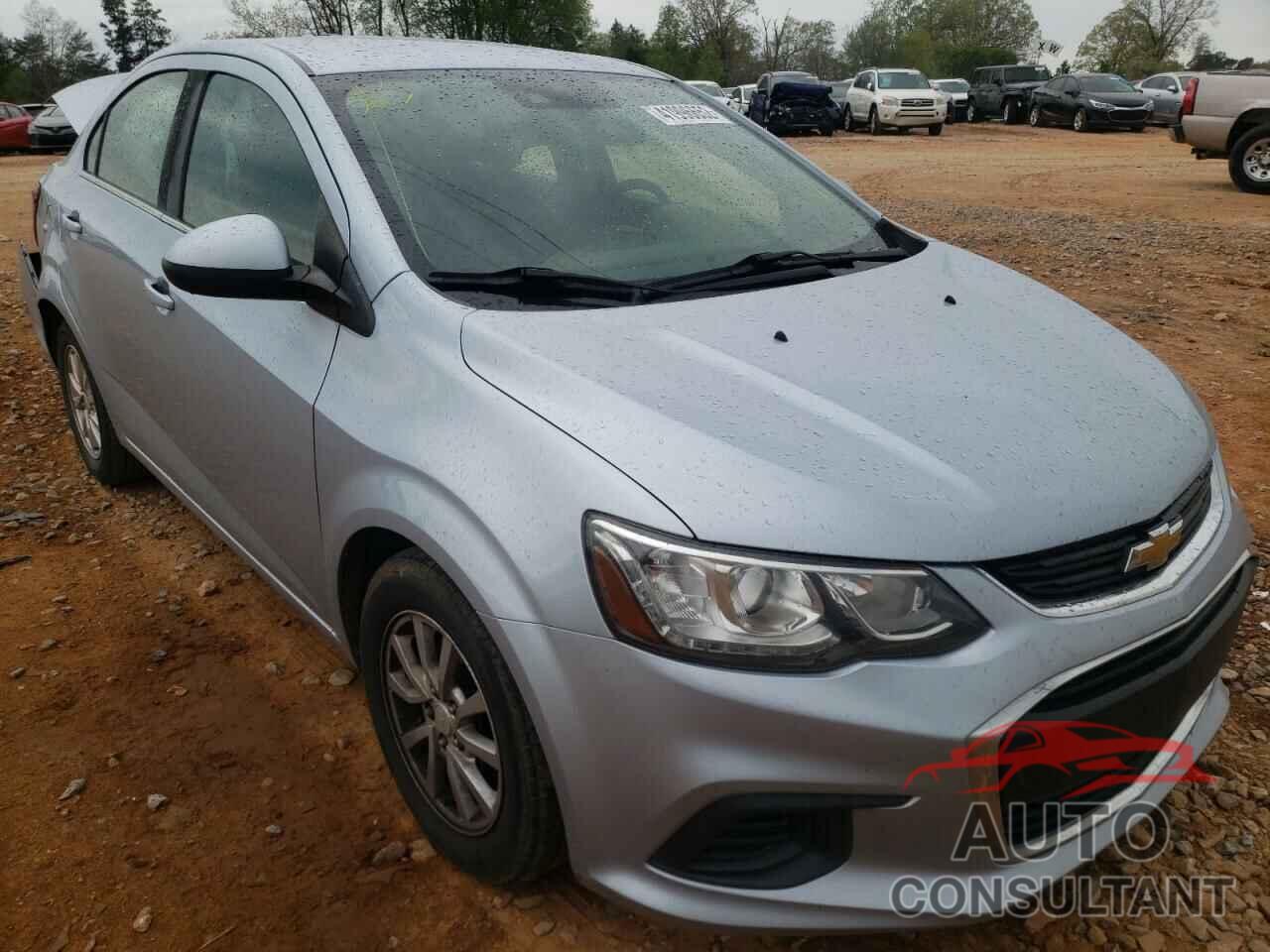 CHEVROLET SONIC 2017 - 1G1JD5SH5H4165015