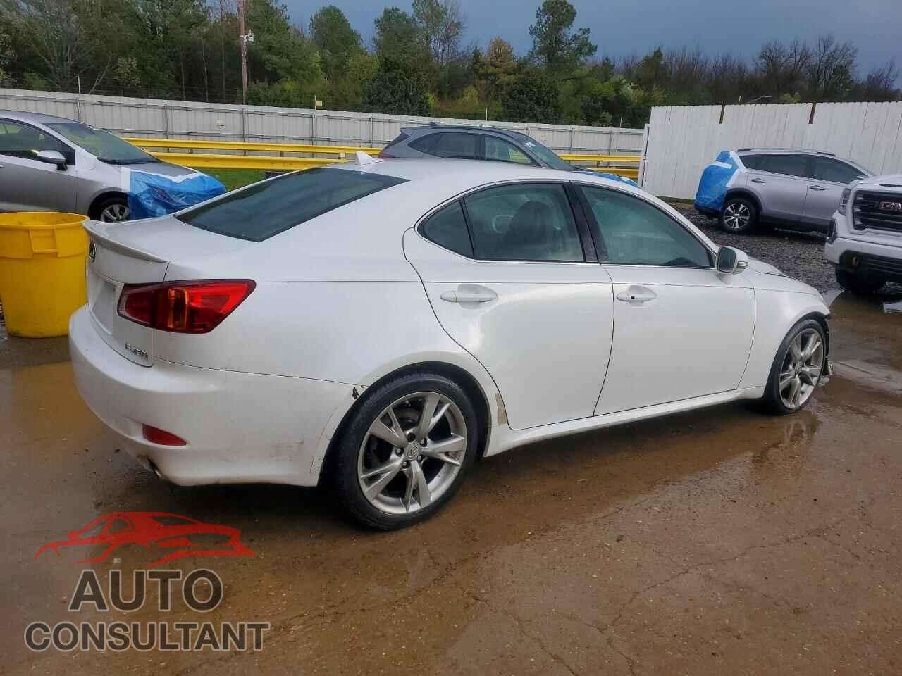 LEXUS IS 2010 - JTHBF5C23A5129032