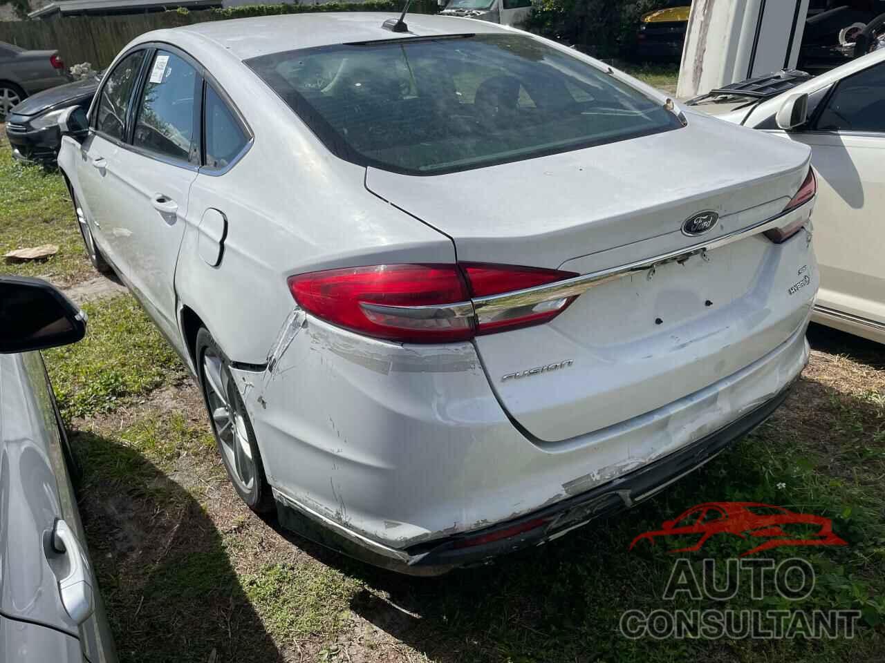 FORD FUSION 2018 - 3FA6P0LU4JR137230