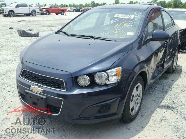 CHEVROLET SONIC 2016 - 1G1JA5SH3G4128357