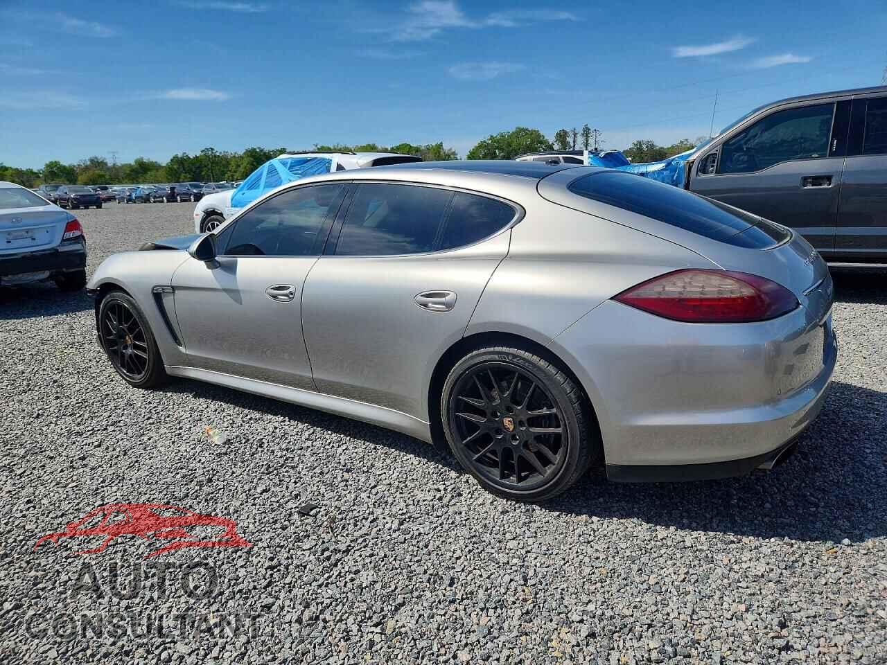 PORSCHE PANAMERA 2011 - WP0AA2A76BL013717