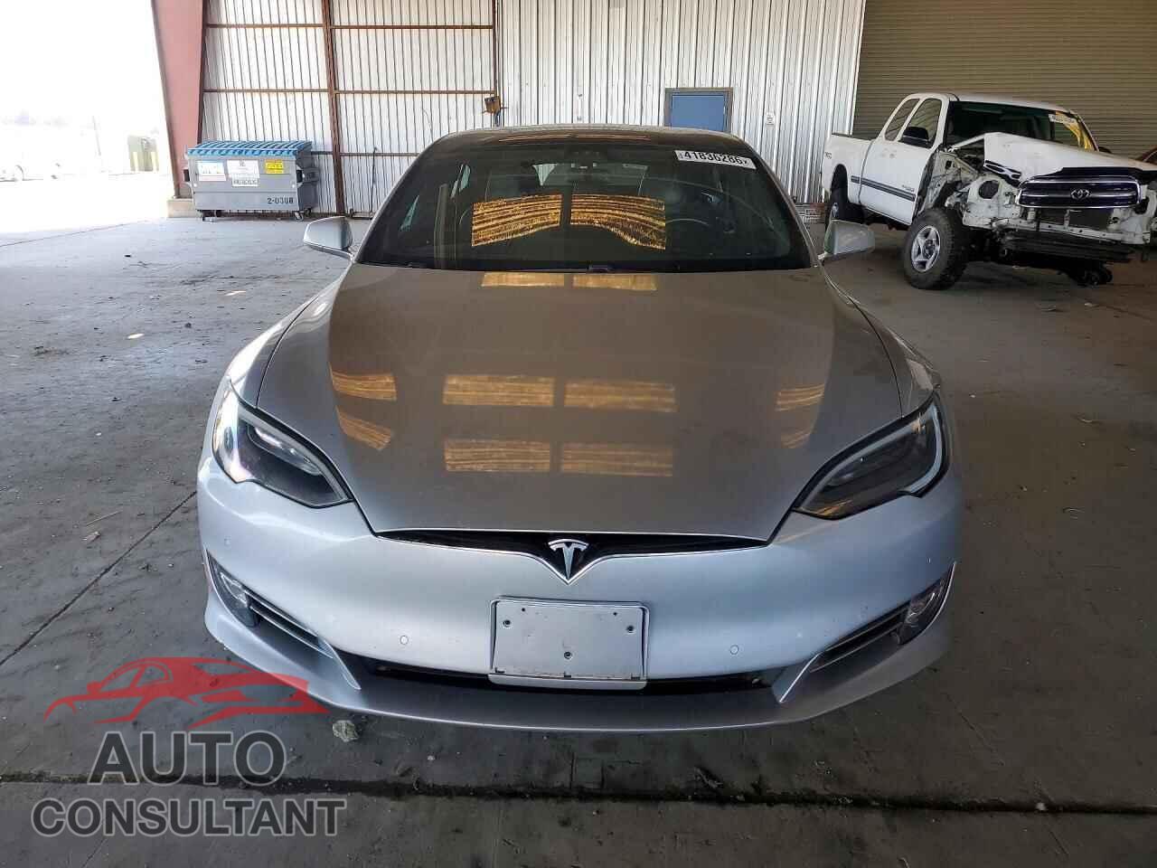 TESLA MODEL S 2017 - 5YJSA1E25HF230619