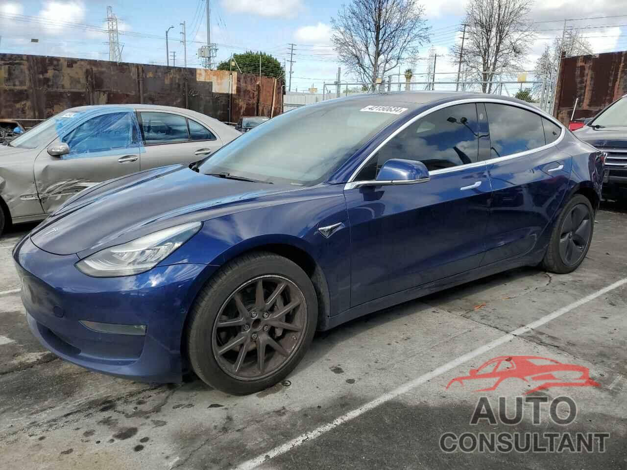 TESLA MODEL 3 2018 - 5YJ3E1EA3JF124756