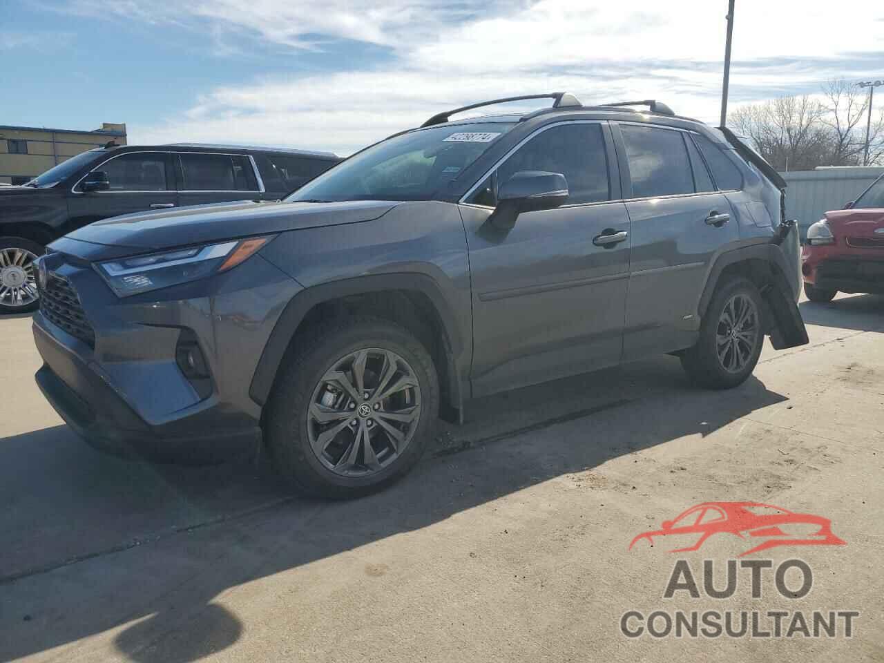 TOYOTA RAV4 2023 - JTMB6RFV9PD083557