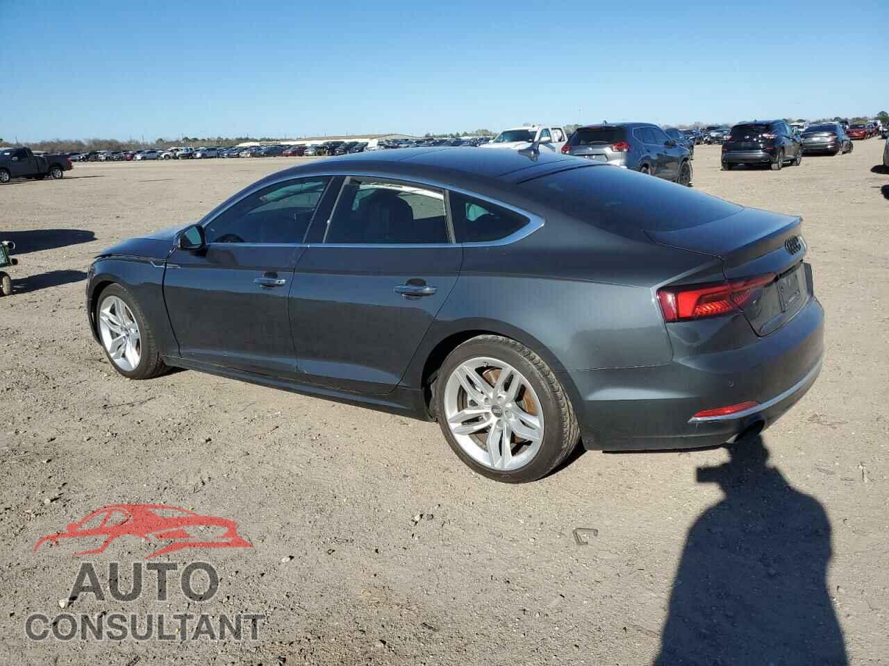 AUDI A5 2019 - WAUBNCF57KA098792