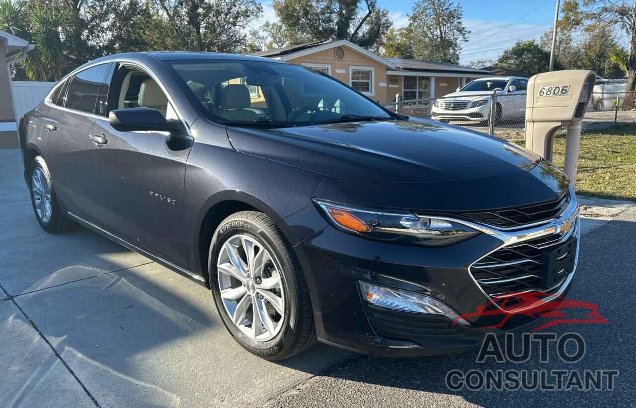 CHEVROLET MALIBU 2022 - 1G1ZD5ST0NF110009