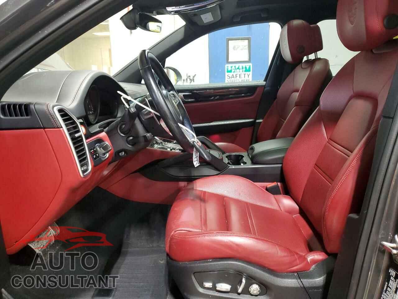 PORSCHE CAYENNE 2021 - WP1AB2AY5MDA28050