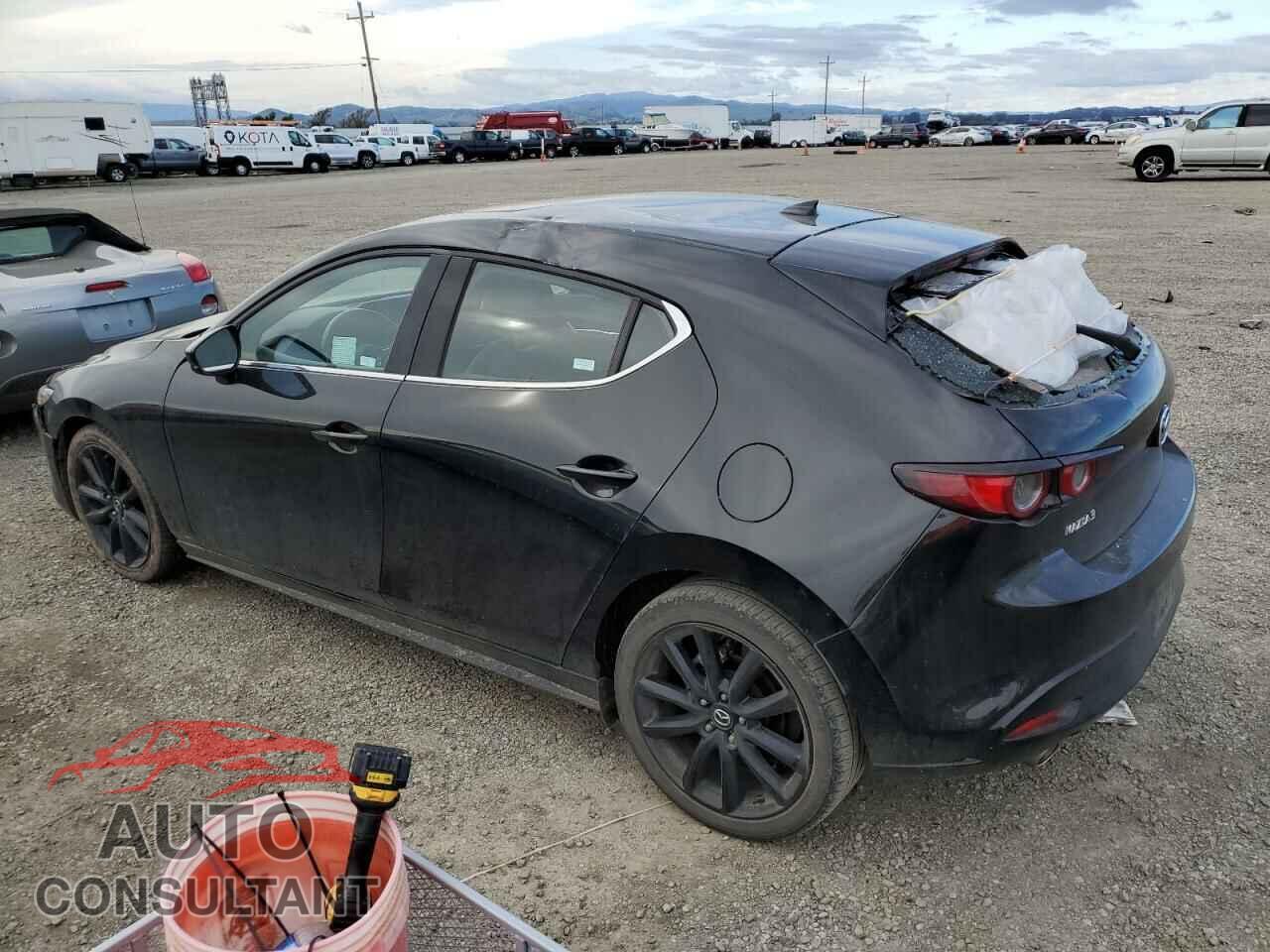 MAZDA 3 2019 - JM1BPANMXK1138406