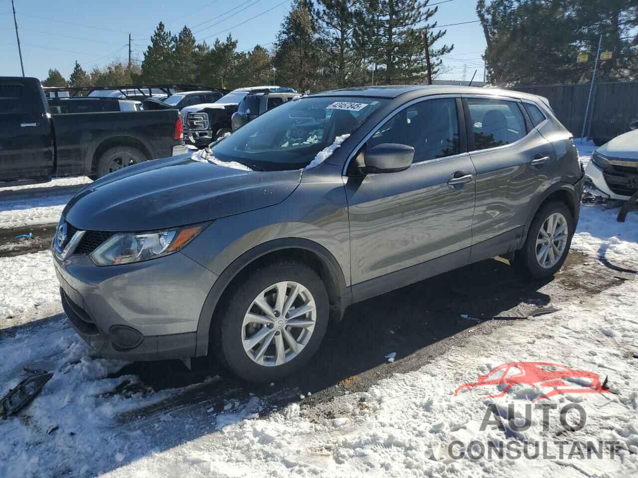 NISSAN ROGUE 2018 - JN1BJ1CR8JW208358