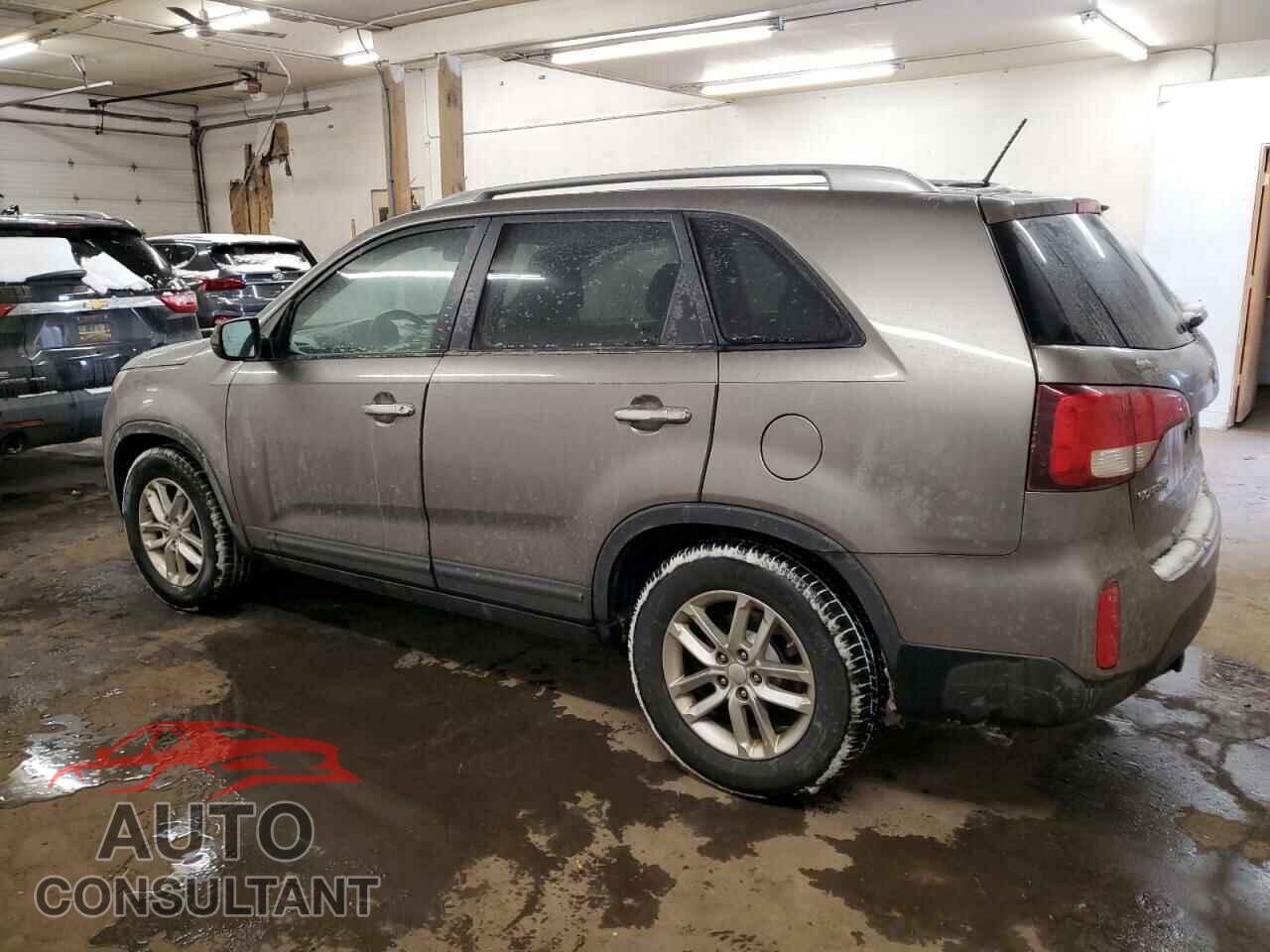 KIA SORENTO 2014 - 5XYKT3A67EG504776