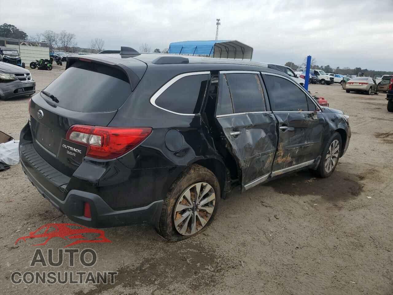SUBARU OUTBACK 2018 - 4S4BSETC4J3217536