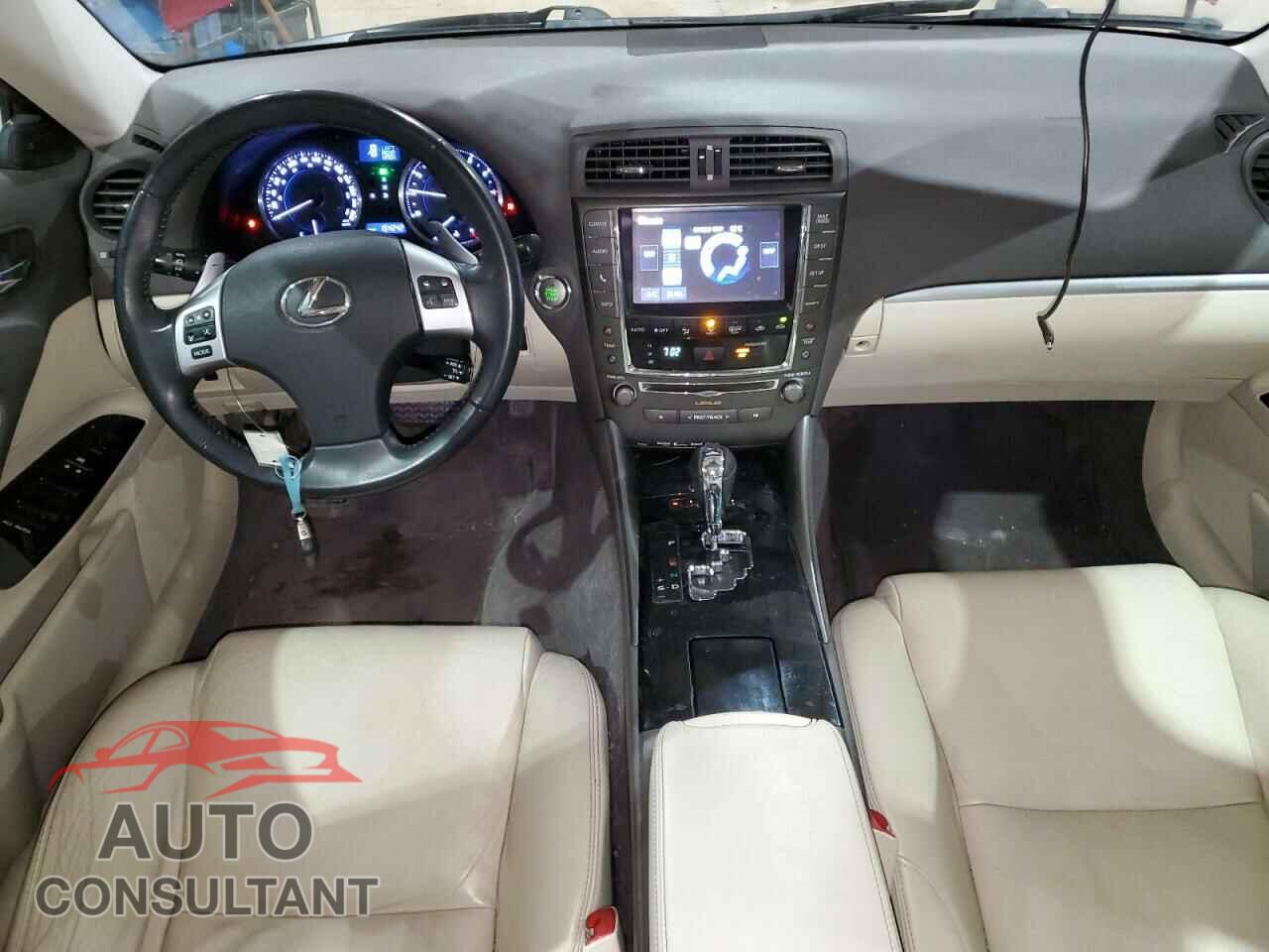 LEXUS IS 2013 - JTHCF5C29D5060999
