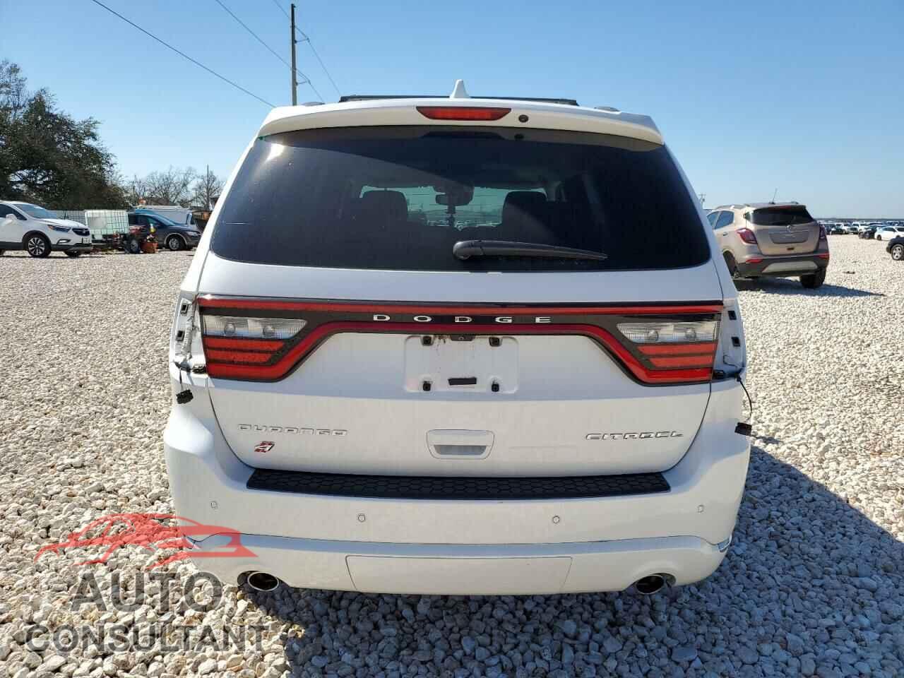 DODGE DURANGO 2018 - 1C4SDJET2JC101241