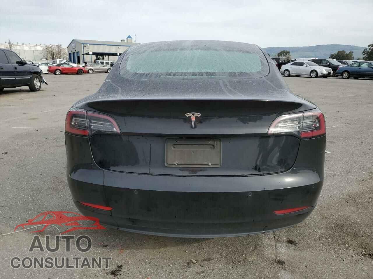 TESLA MODEL 3 2019 - 5YJ3E1EA4KF397903