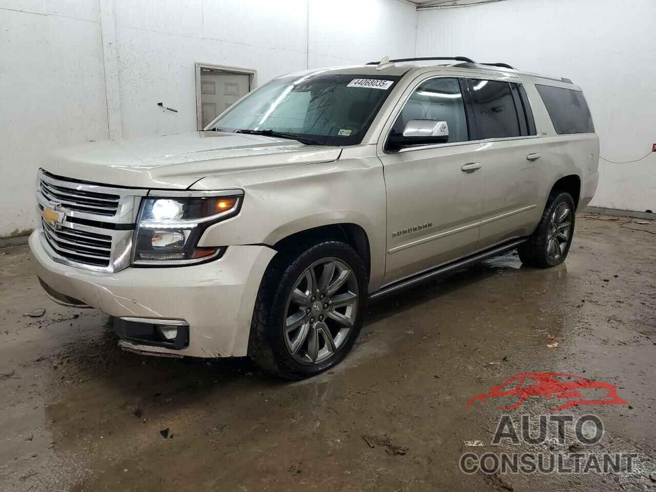 CHEVROLET SUBURBAN 2016 - 1GNSKJKC7GR443355