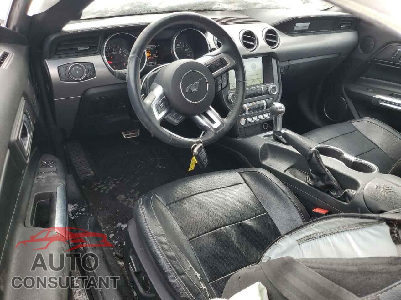 FORD MUSTANG 2018 - 1FA6P8CF3J5117621
