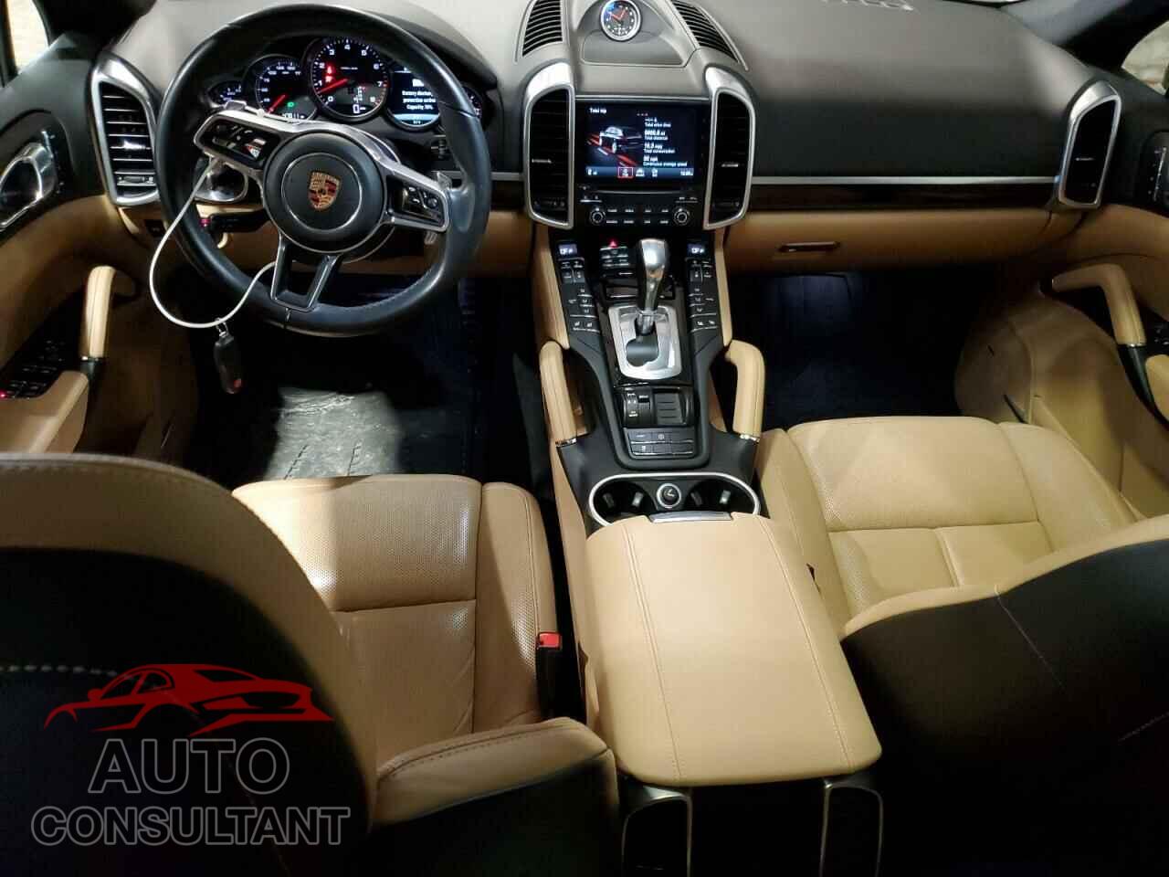 PORSCHE CAYENNE 2017 - WP1AA2A26HKA88001