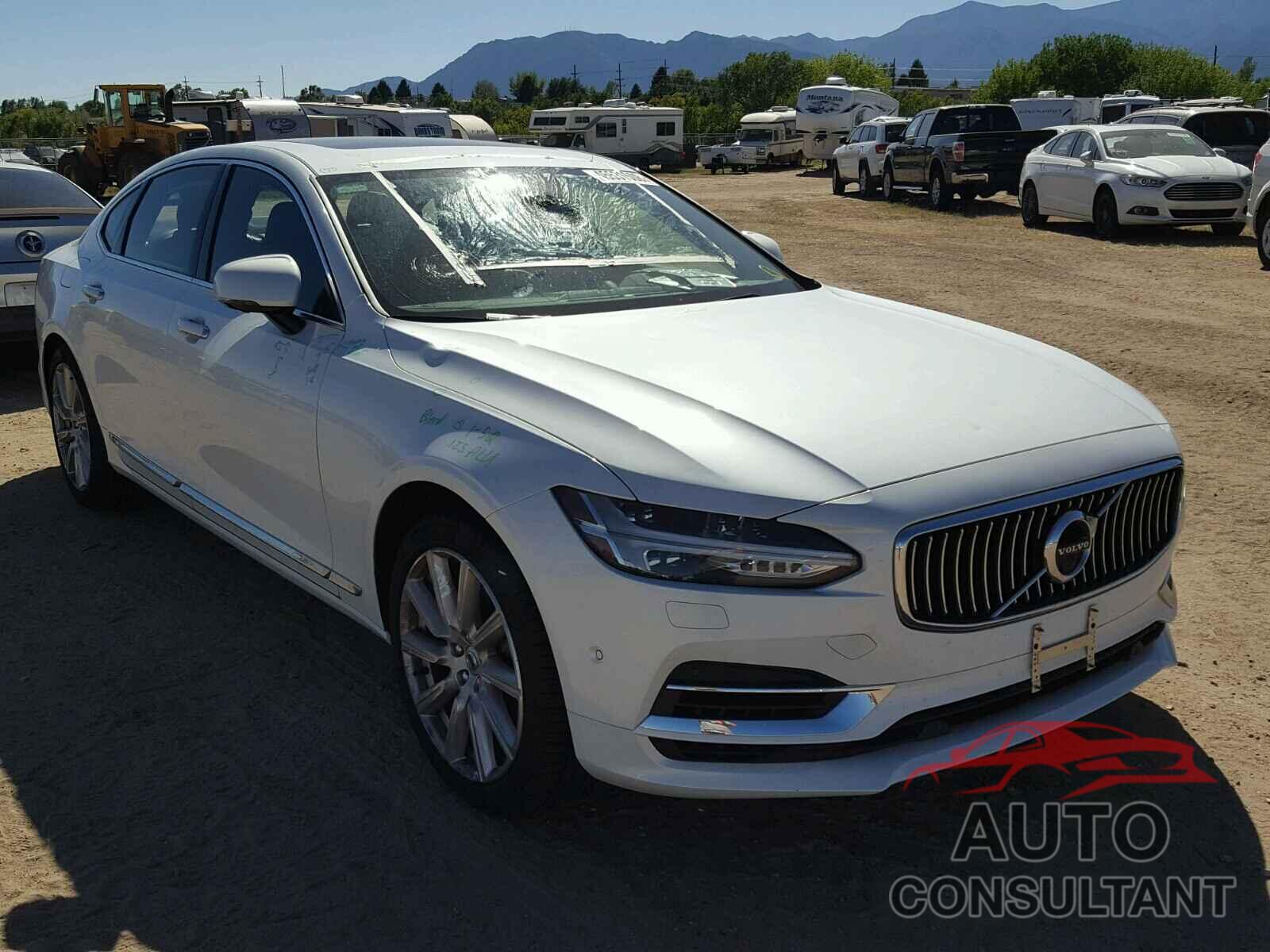 VOLVO S90 2018 - LVYBC0AL7JP027755