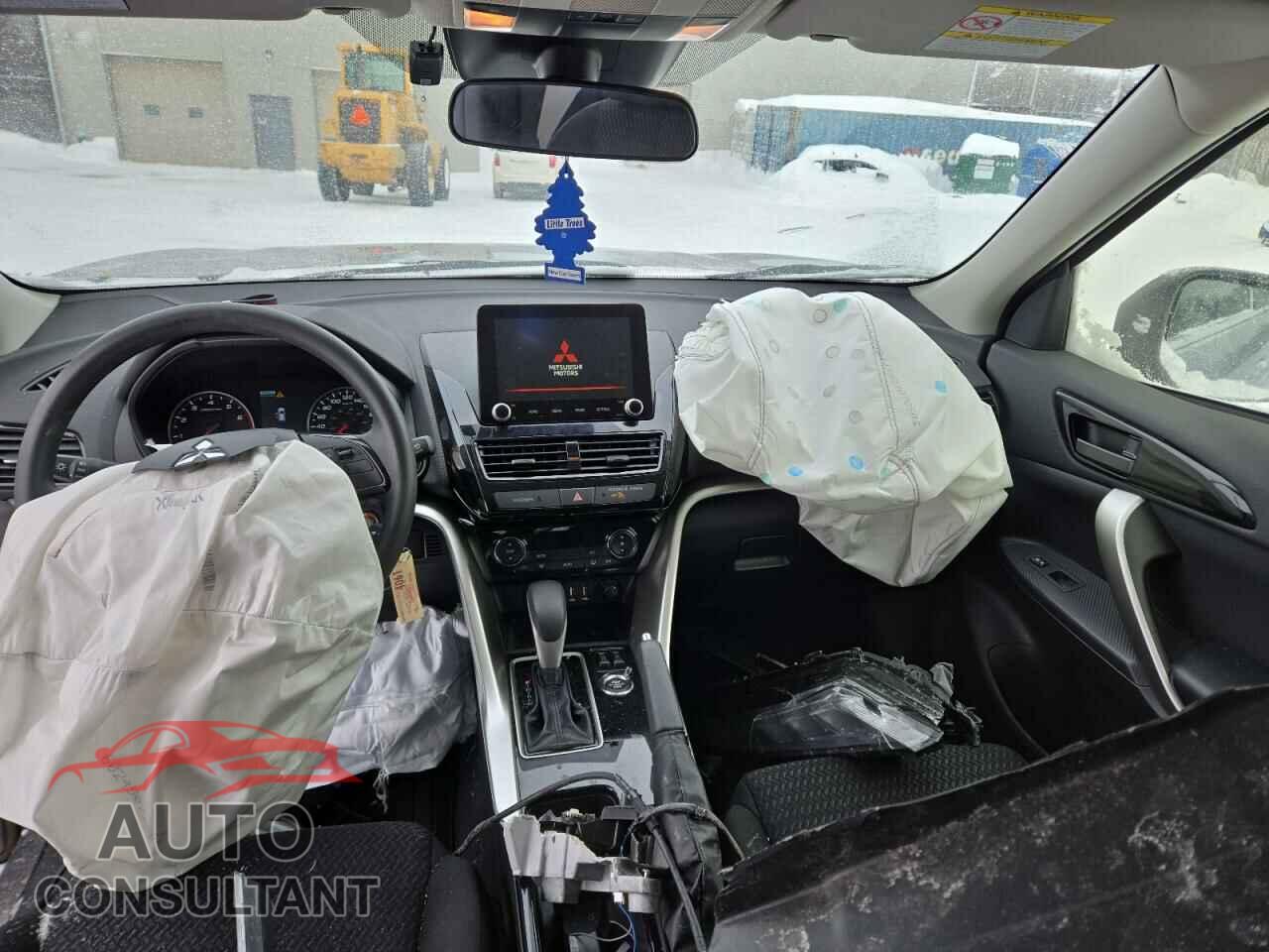 MITSUBISHI ECLIPSE 2024 - JA4ATUAA5RZ612868