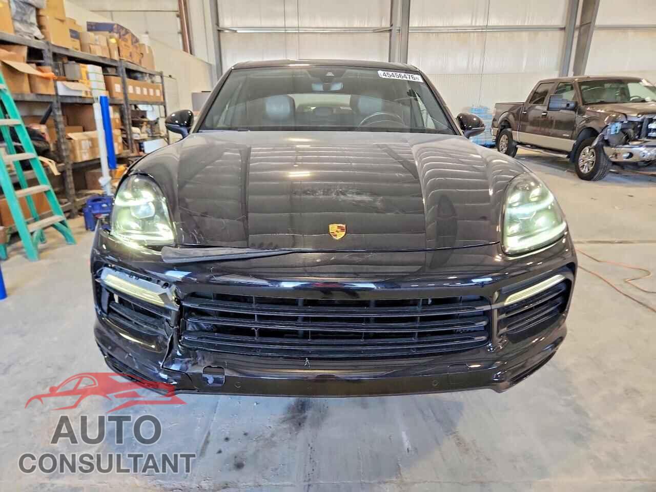 PORSCHE CAYENNE 2019 - WP1AA2AY9KDA01529