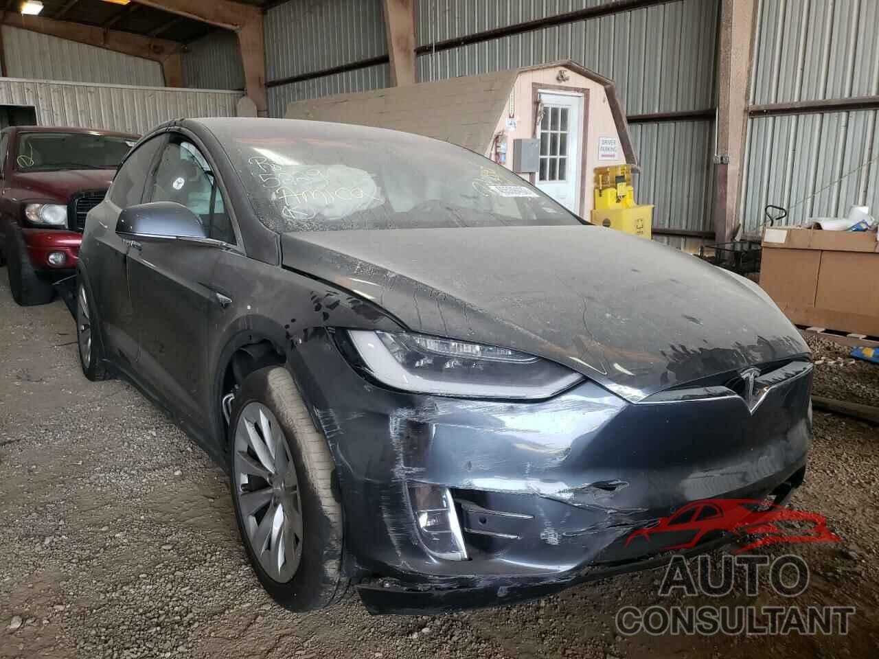 TESLA MODEL X 2017 - 5YJXCBE20HF041477