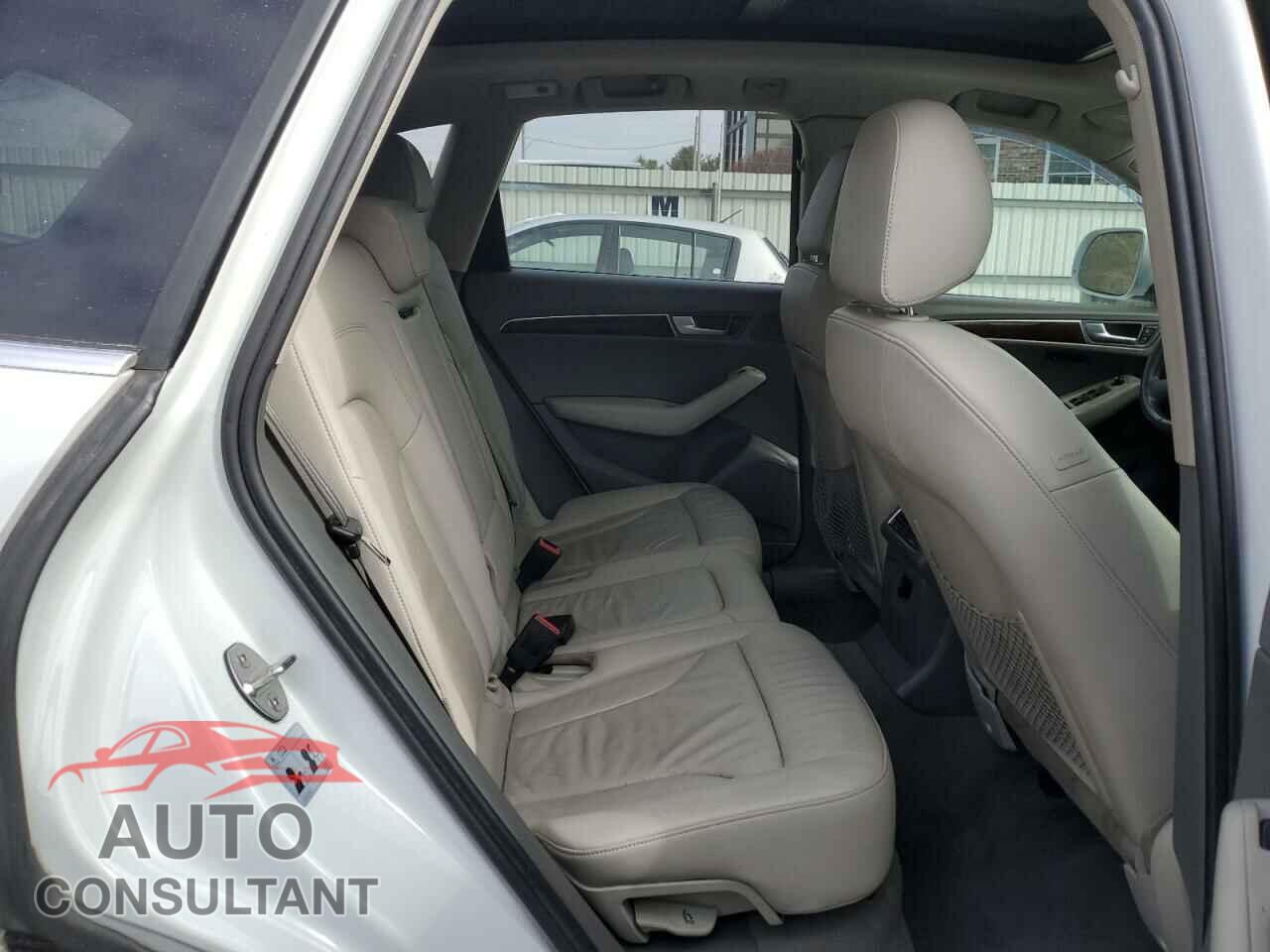 AUDI Q5 2012 - WA1LFAFP9CA043122