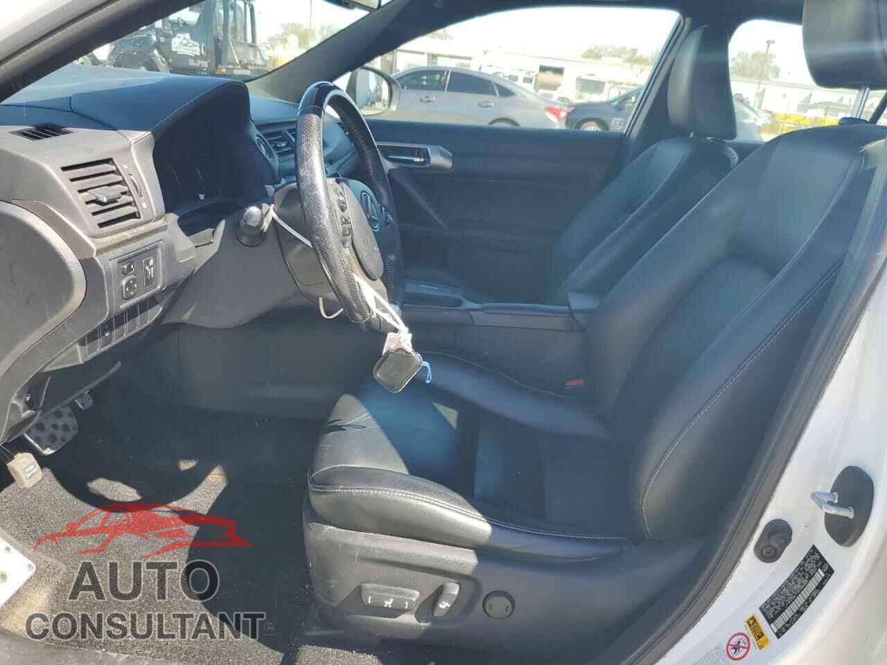 LEXUS CT 200 2016 - JTHKD5BH1G2268405