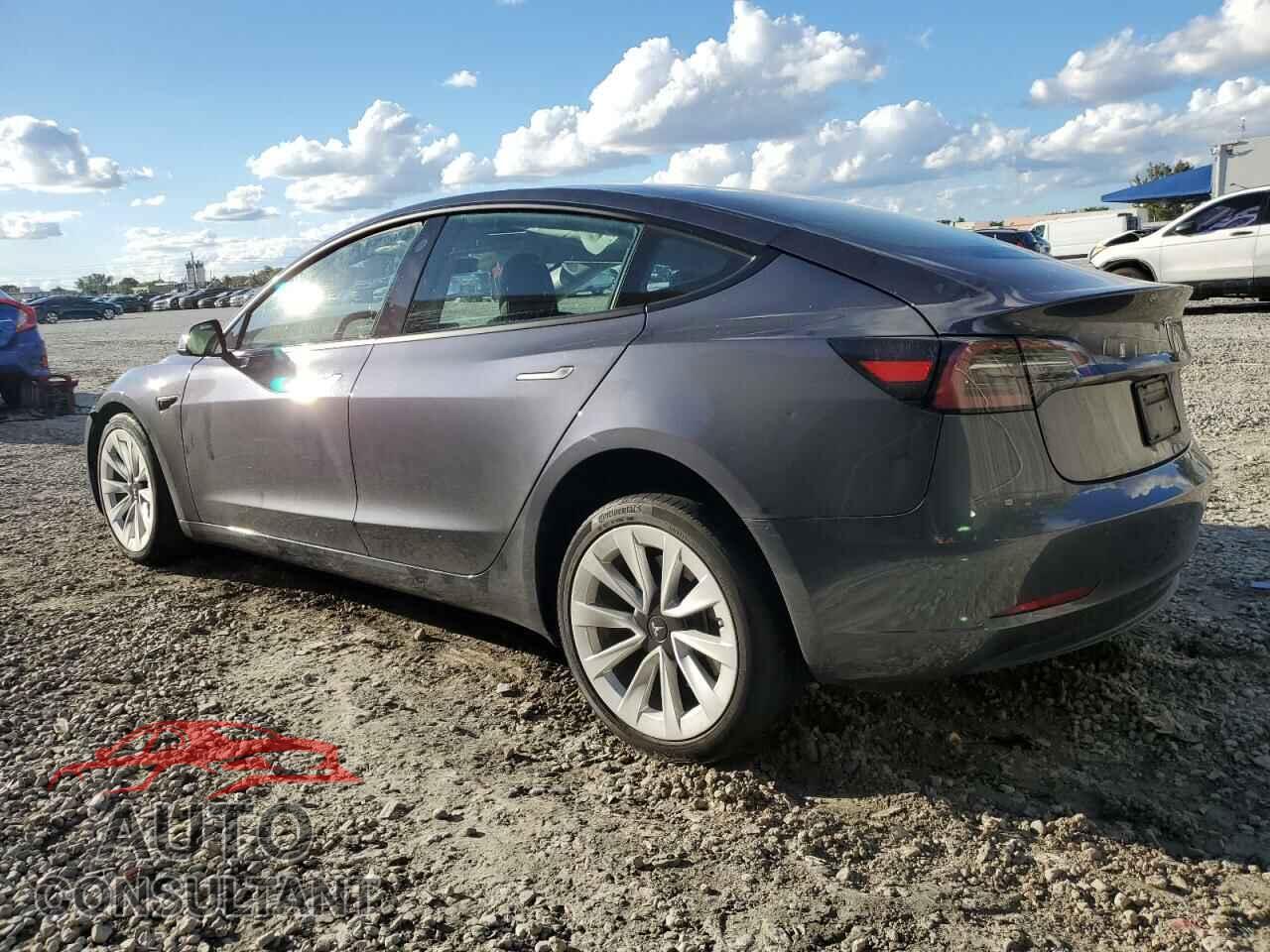 TESLA MODEL 3 2023 - 5YJ3E1EA5PF659533