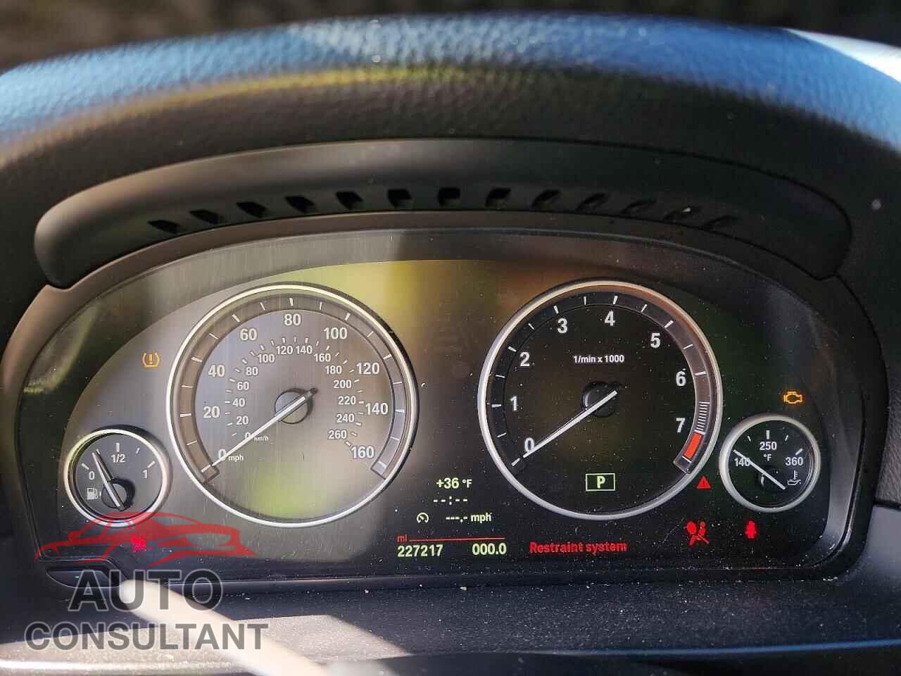 BMW 5 SERIES 2014 - WBA5B3C57ED292879